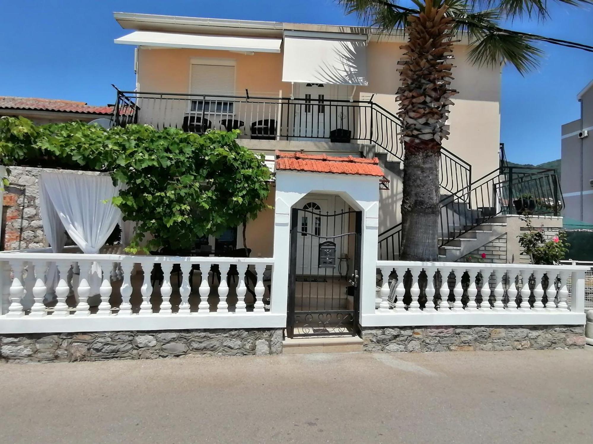 Apartment Casa Sul Mare Tivat Bagian luar foto