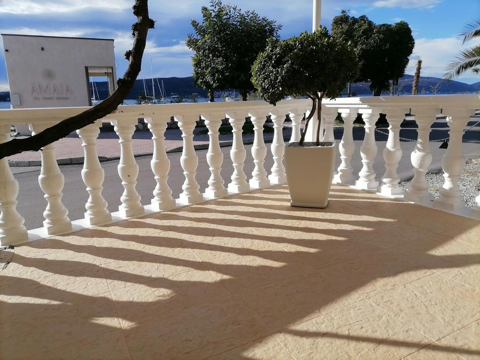 Apartment Casa Sul Mare Tivat Bagian luar foto